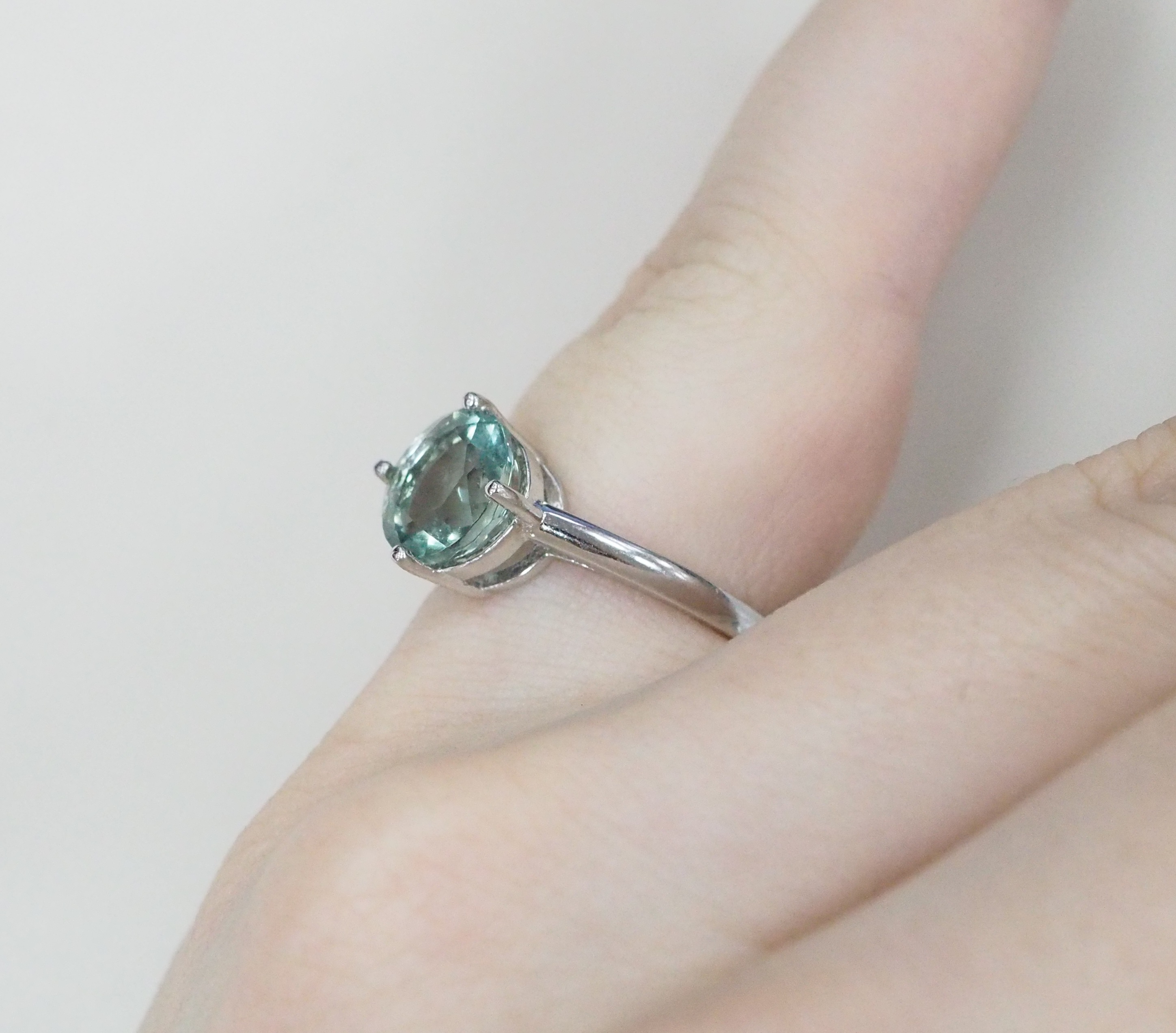 Серебряное кольцо с флюоритом